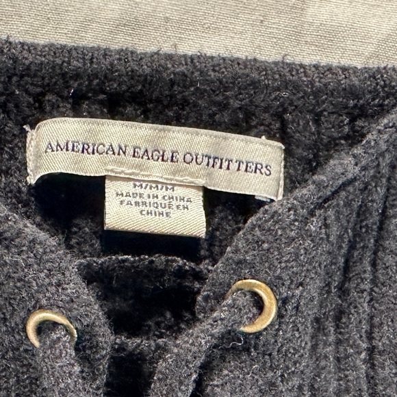 American Eagle Black Lace-Up Ribbed sweater tank top. Size M - Picture 4 of 6
